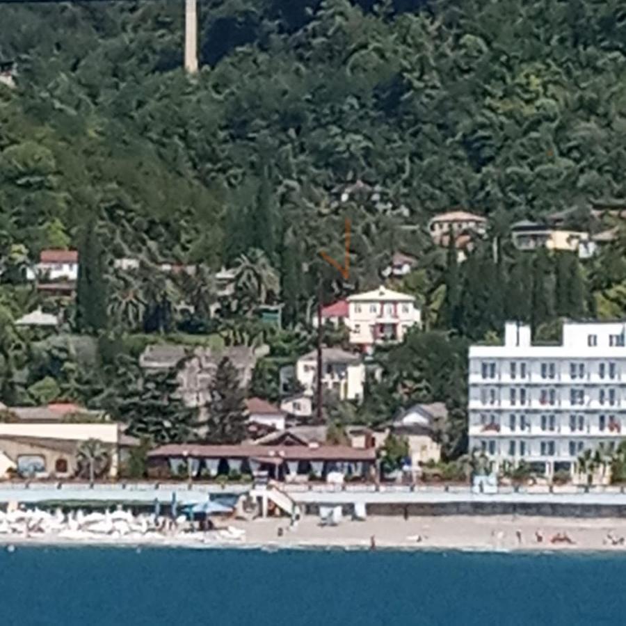Бестужевский Дворик Gagra Exterior photo