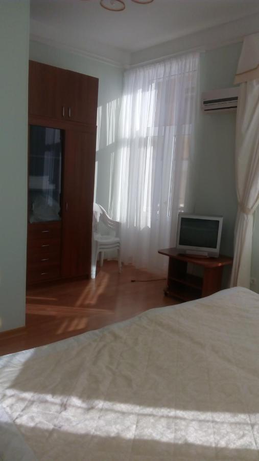 Бестужевский Дворик Gagra Exterior photo