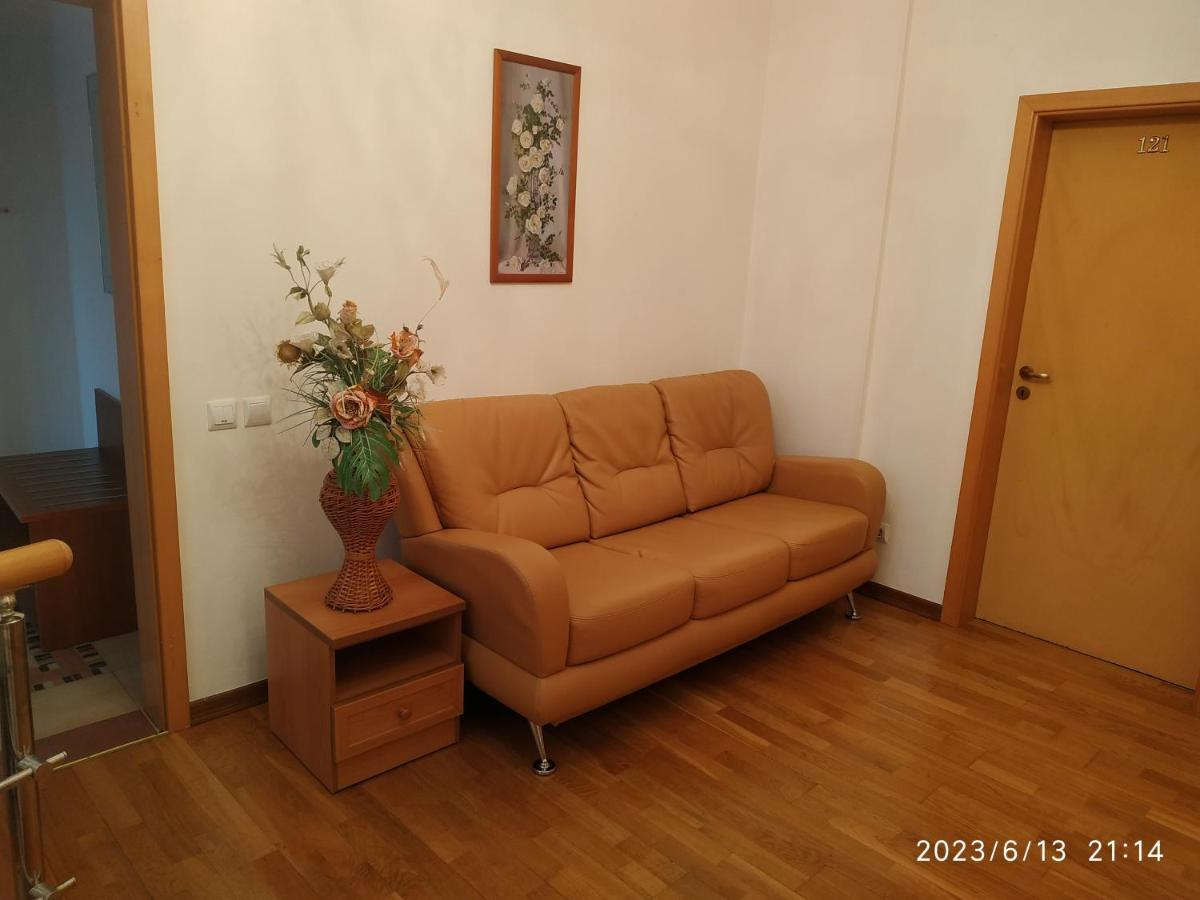 Бестужевский Дворик Gagra Exterior photo