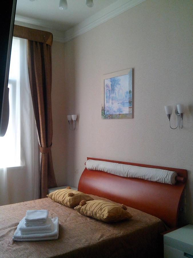 Бестужевский Дворик Gagra Exterior photo