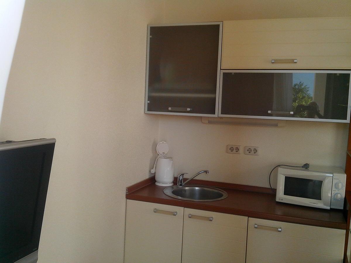 Бестужевский Дворик Gagra Exterior photo